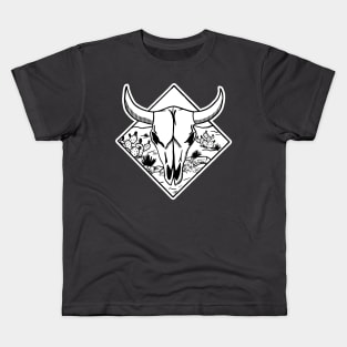 Steer Skull desert landscape Kids T-Shirt